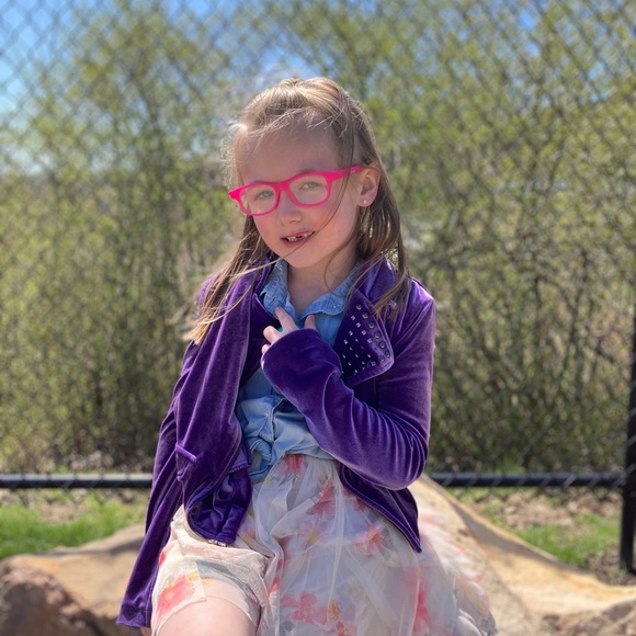 Meet your Posher, Tina - Picture 5 of 5